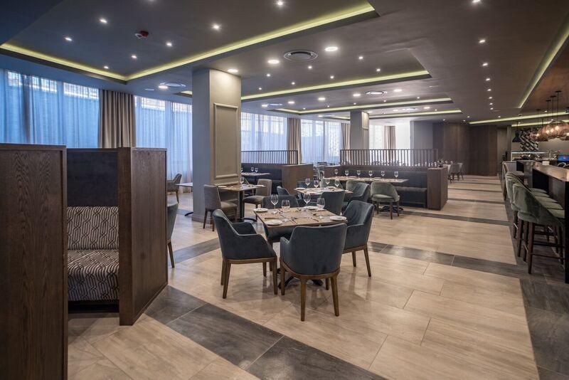 Mayfair Hotel Mthatha Buitenkant foto